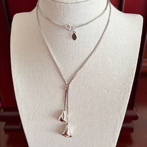 Vintage Avon Silver Calla Lily Necklace